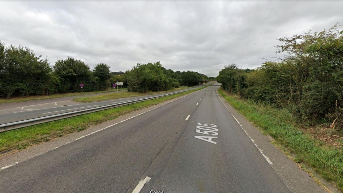 17-year-old killed after being struck by car on A505 near Hitchin 