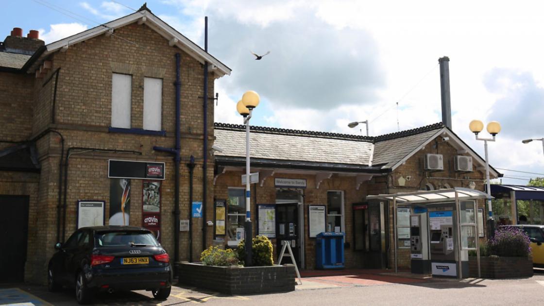 Central Bedfordshire Council denies wanting Sandy railway station to close 